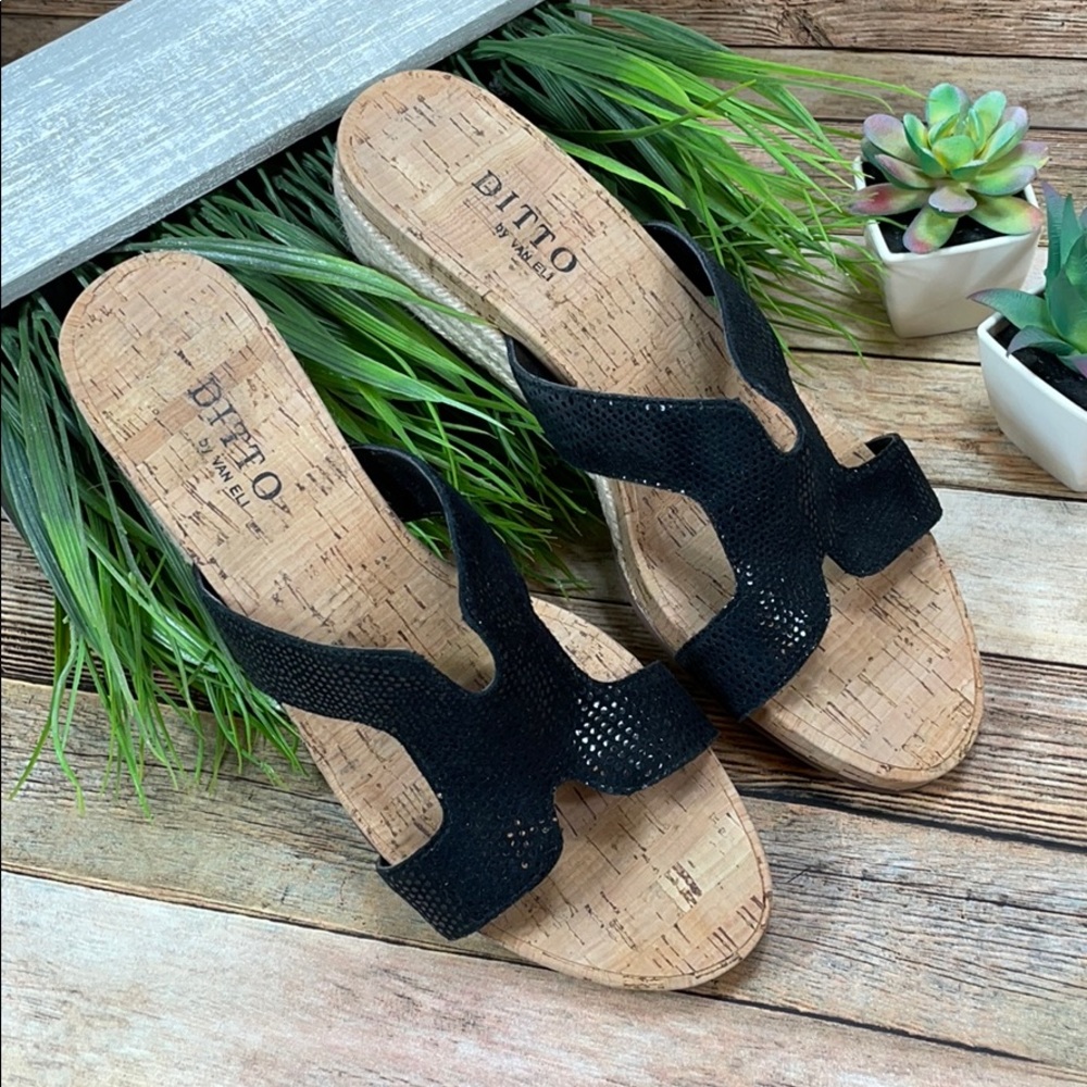 Ditto By Van Eli Black Slides Size 9